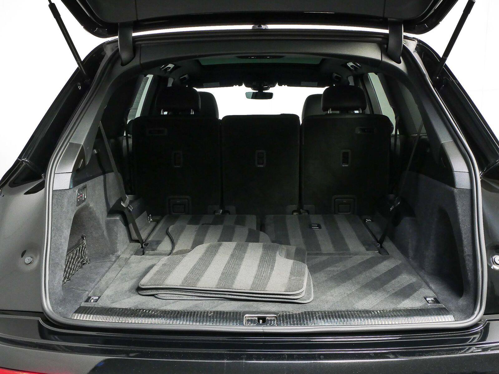 Used 2023 Audi Q7 2.0T Premium Plus w/ Premium Plus Package AWD/4WD image 33