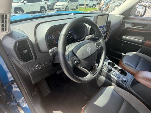 Used 2022 Ford Bronco Sport Outer Banks w/ Tech Package AWD/4WD image 10