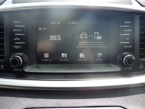 Used 2020 Kia Sorento AWD V6 image 28