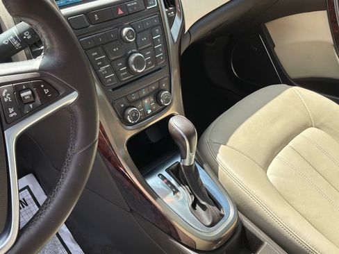 Used 2016 Buick Verano Premium FWD image 18