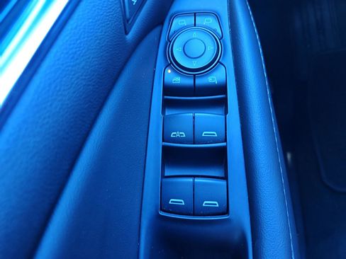 Certified 2024 Buick Enclave Avenir w/ Avenir Technology Package image 22