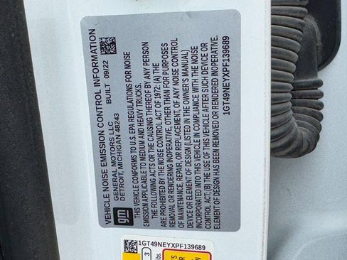 Used 2023 GMC Sierra 2500 SLT w/ SLT Premium Package image 27