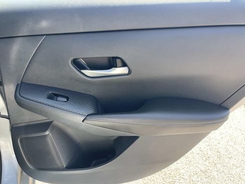 Used 2022 Nissan Sentra SV w/ All-Weather Package FWD image 21
