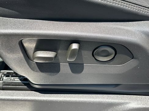 Used 2025 Chevrolet Silverado 1500 High Country w/ Midnight Edition image 19