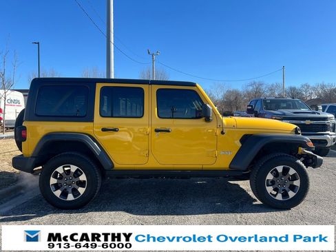 Used 2019 Jeep Wrangler Unlimited Sport image 2