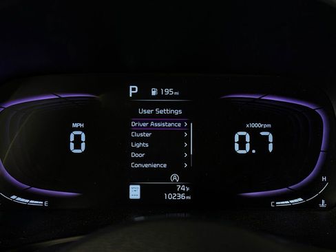 Used 2025 Kia Soul LX w/ LX Technology Package FWD image 15