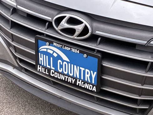 Used 2020 Hyundai Elantra SEL image 12