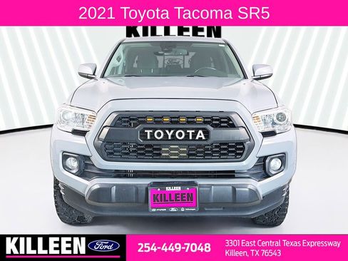 Used 2021 Toyota Tacoma 2WD Double Cab image 2