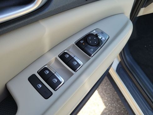 New 2026 Kia Carnival SX FWD image 22