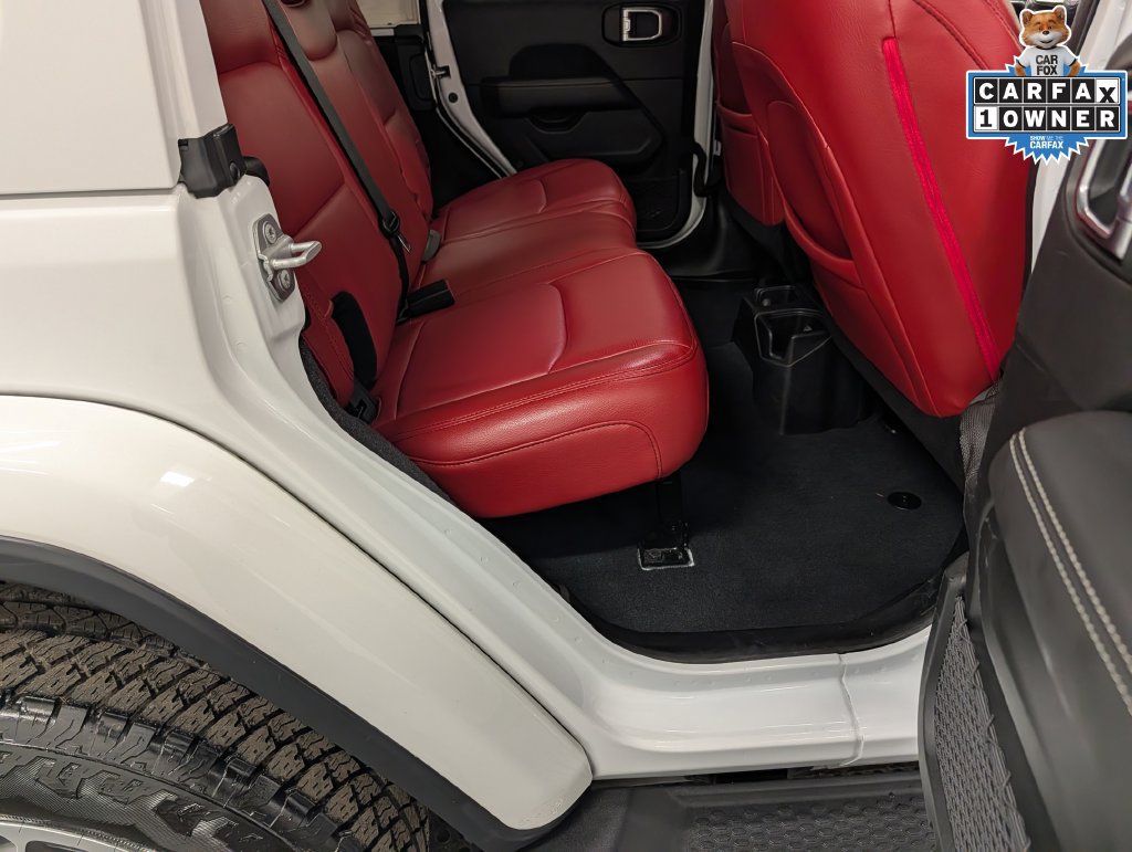 Used 2021 Jeep Wrangler Unlimited Sahara AWD/4WD image 27
