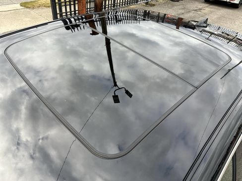 Used 2018 Cadillac XTS Vsport Platinum image 9