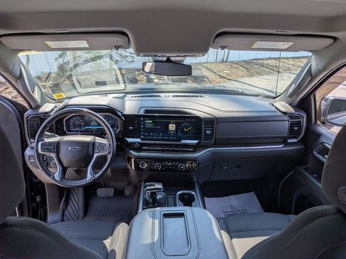 Used 2022 Chevrolet Silverado 1500 RST image 17