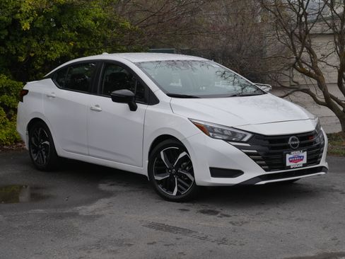 Certified 2023 Nissan Versa SR w/ Trunk Package image 26
