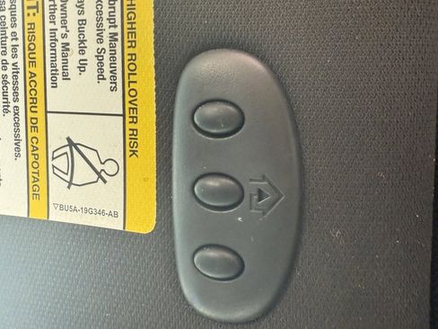 Used 2014 Ford F150 Platinum image 34