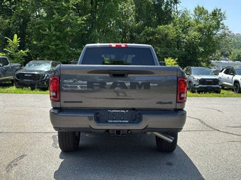 Used 2025 RAM 2500 Big Horn AWD/4WD image 7