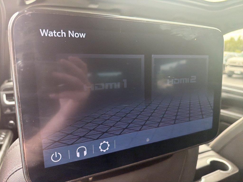 Certified 2023 GMC Yukon SLT w/ SLT Luxury Package AWD/4WD image 37
