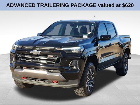 Used 2023 Chevrolet Colorado Z71 w/ Z71 Convenience Package 2 image 4
