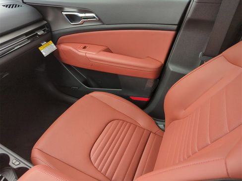 New 2026 Kia Sportage SX image 16