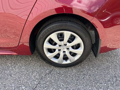 Used 2025 Toyota Corolla LE FWD image 36