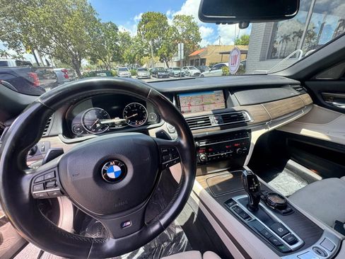 Used 2015 BMW 750i RWD image 24