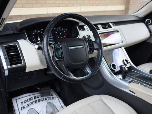 Used 2018 Land Rover Range Rover Sport HSE image 15
