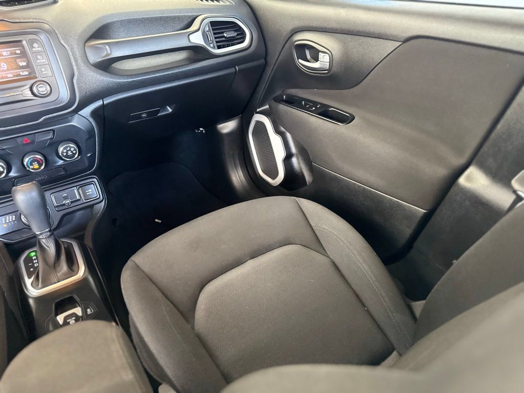 Used 2019 Jeep Renegade Sport AWD/4WD image 38