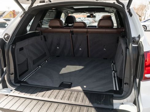 Used 2018 BMW X5 xDrive35d image 12
