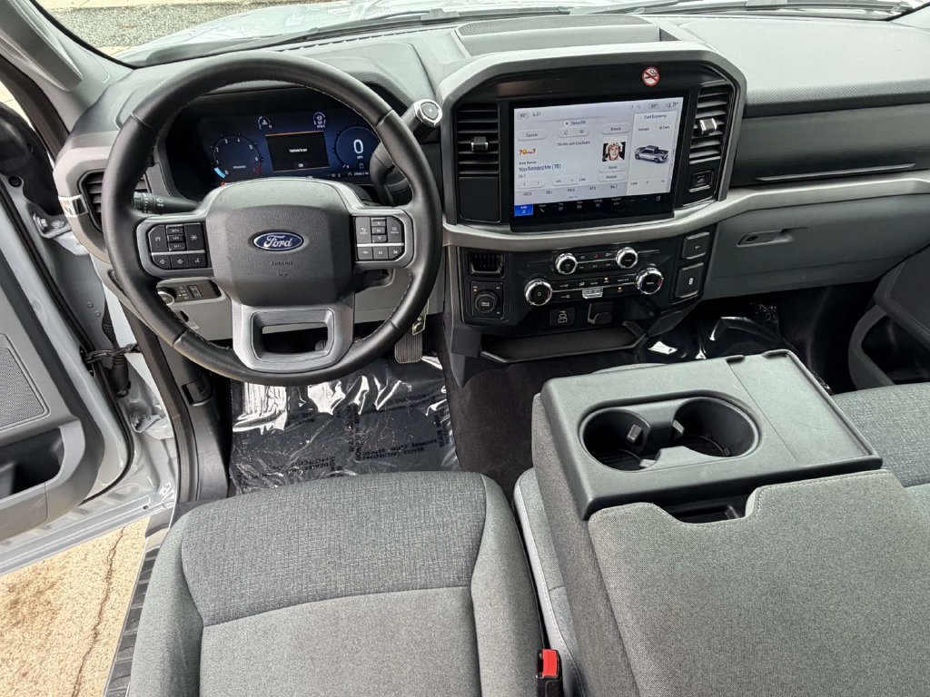 Used 2025 Ford F150 XLT w/ Equipment Group 301A Standard AWD/4WD image 16