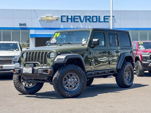 Used 2024 Jeep Wrangler Unlimited Sport AWD/4WD image 1