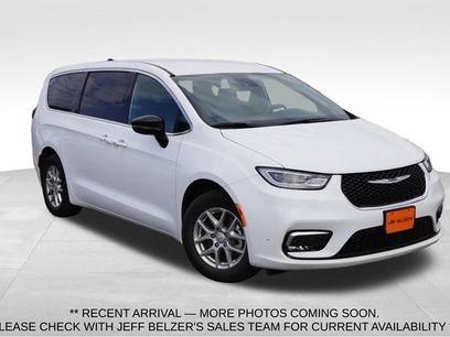 Certified 2026 Chrysler Pacifica Select