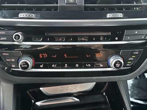 Used 2019 BMW X3 sDrive30i image 17