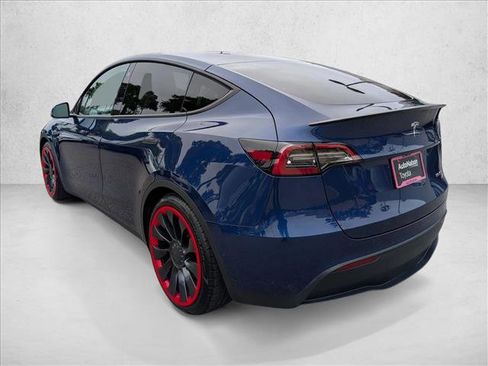 Used 2022 Tesla Model Y Performance AWD/4WD image 8