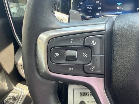 Used 2024 Chevrolet Silverado 1500 LT AWD/4WD image 31