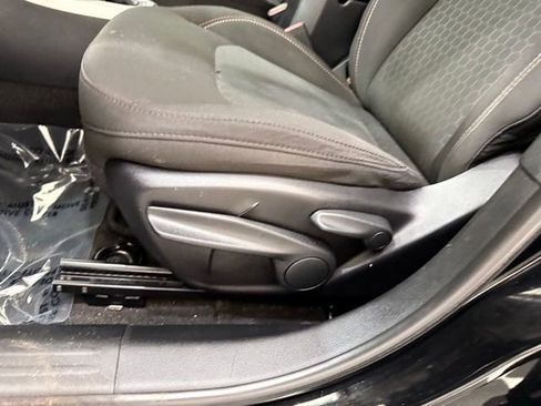 Used 2021 Jeep Compass Sport image 13