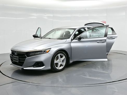 Used 2021 Honda Accord Sport image 26