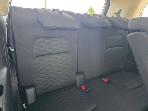 Used 2024 Nissan Pathfinder SV FWD image 18