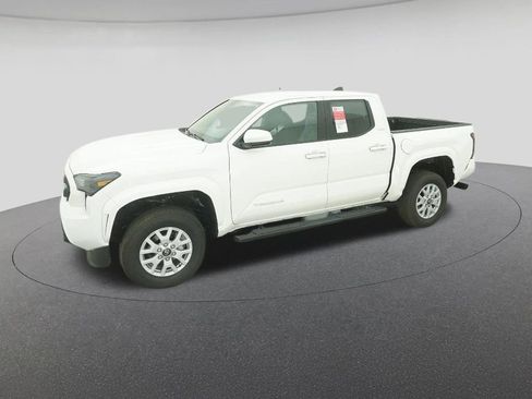 New 2025 Toyota Tacoma SR5 image 2