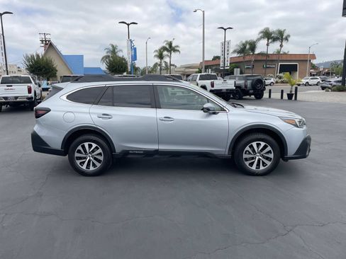 Used 2021 Subaru Outback Premium w/ Popular Package #1 AWD/4WD image 4