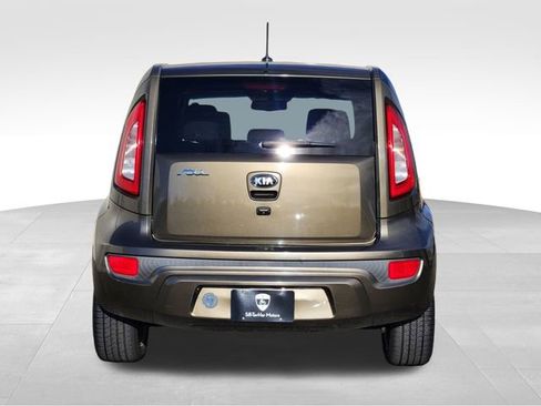 Used 2013 Kia Soul ! image 9