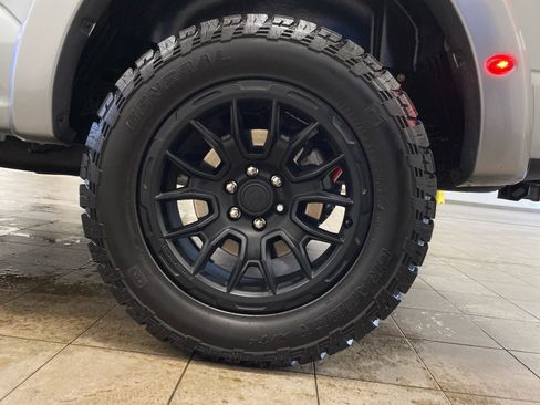 Used 2023 Ford F150 Lariat w/ Equipment Group 502A High image 37