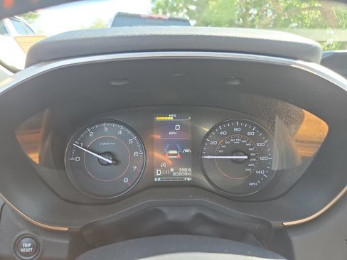 Used 2020 Subaru Crosstrek 2.0i Premium w/ Moonroof Package 2 AWD/4WD image 21