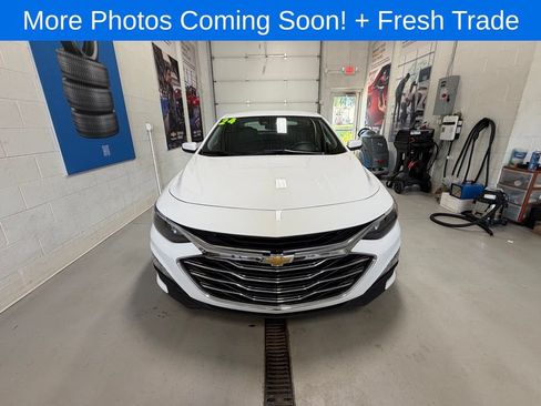 Used 2024 Chevrolet Malibu LT FWD image 3