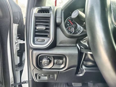 Used 2024 RAM 1500 Laramie AWD/4WD image 17