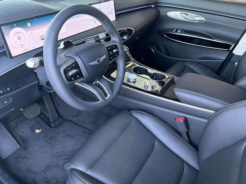 New 2026 Genesis GV70 2.5T AWD/4WD image 10