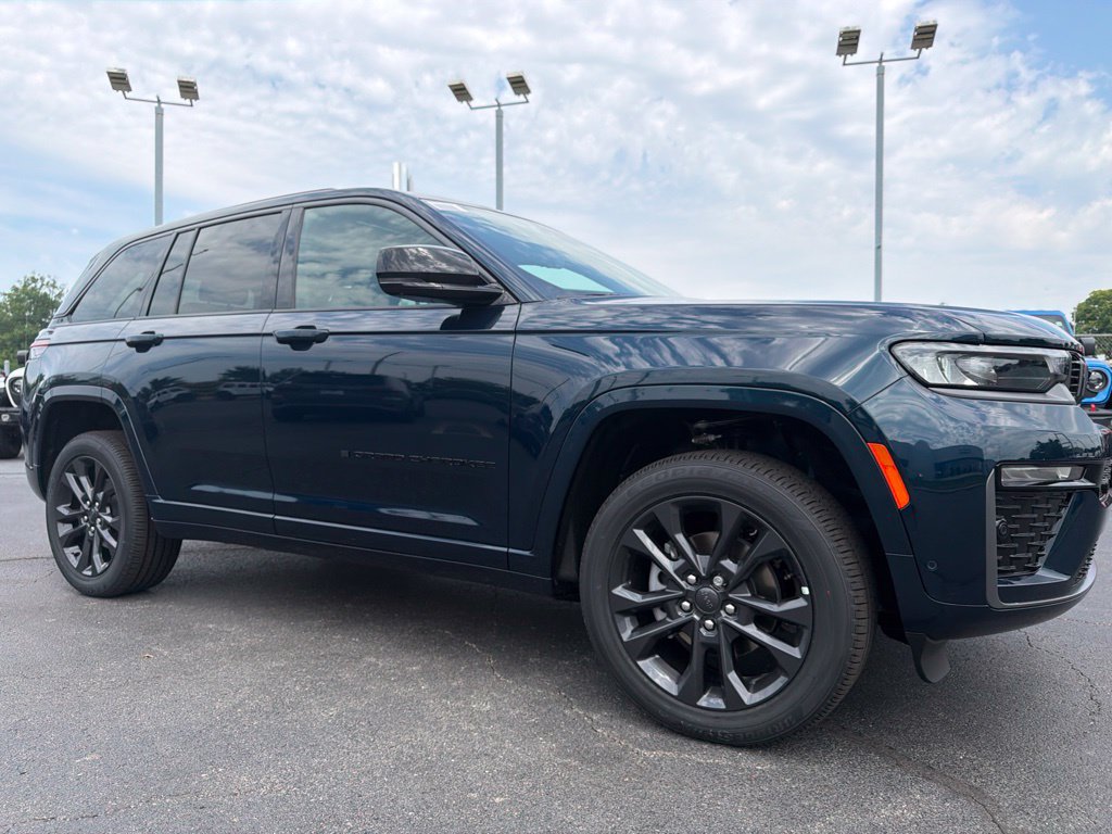 New 2026 Jeep Grand Cherokee Limited AWD/4WD image 44