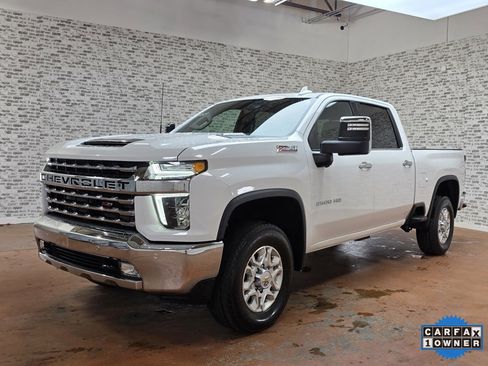 Used 2022 Chevrolet Silverado 2500 LTZ w/ LTZ Convenience Package image 4