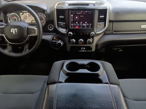 Used 2022 RAM 1500 Big Horn RWD image 3