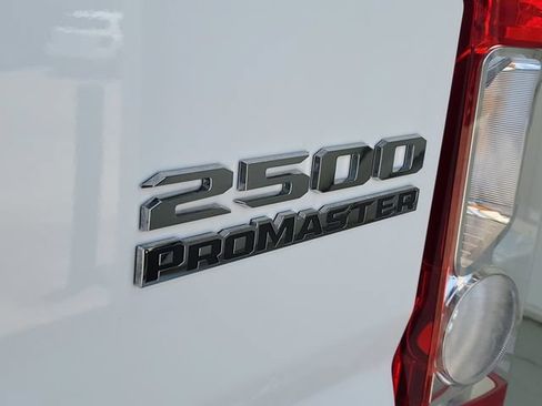 Used 2026 RAM ProMaster 2500 w/ Convenience Group FWD image 9
