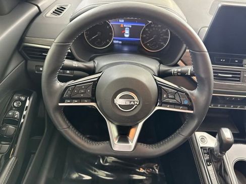 Certified 2024 Nissan Altima 2.5 SL FWD image 23