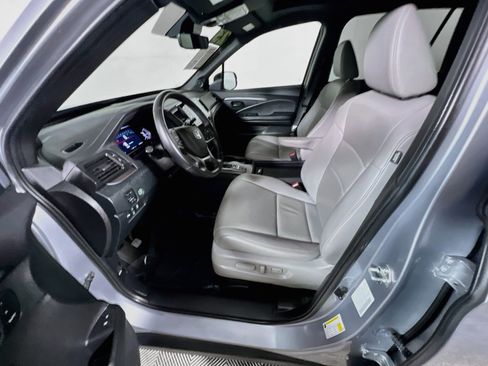 Used 2023 Honda Passport EX-L image 15